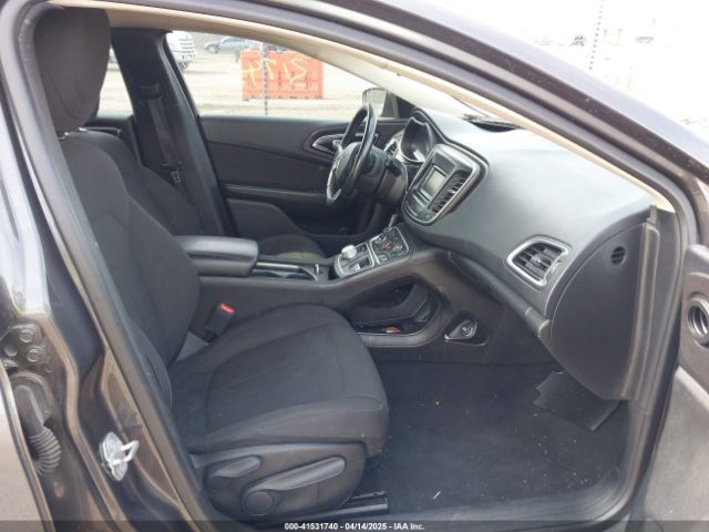 1C3CCCFB3HN503085 Chrysler 200 Touring