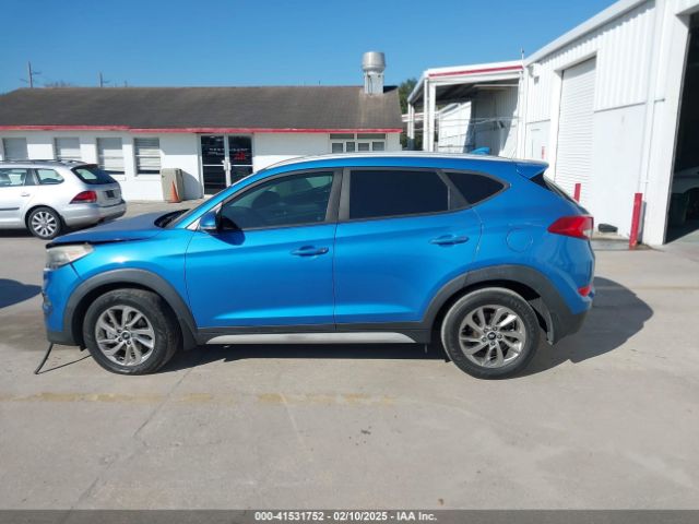 KM8J33A47HU442918 Hyundai Tucson Se Plus