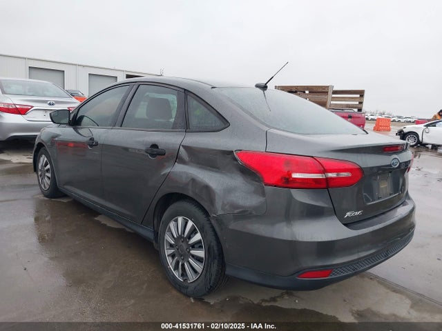 1FADP3E29HL328686 Ford FOCUS S