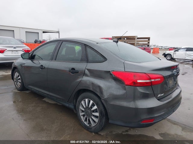 1FADP3E29HL328686 Ford FOCUS S