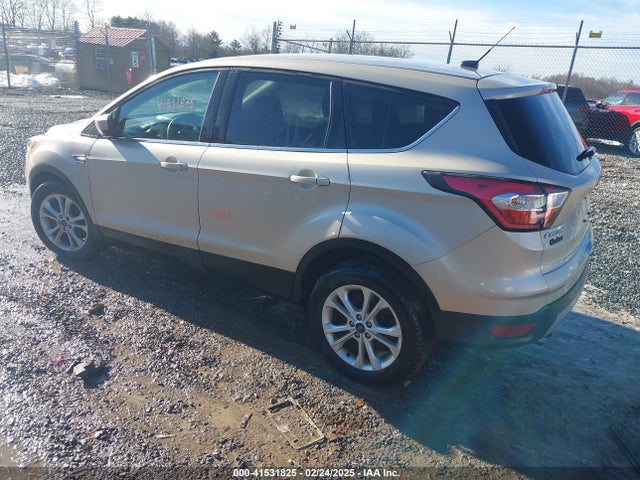 1FMCU9GD9HUB27506 Ford ESCAPE SE