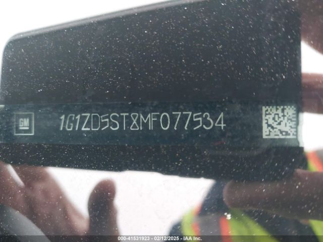 1G1ZD5ST8MF077534 Chevrolet Malibu Fwd Lt