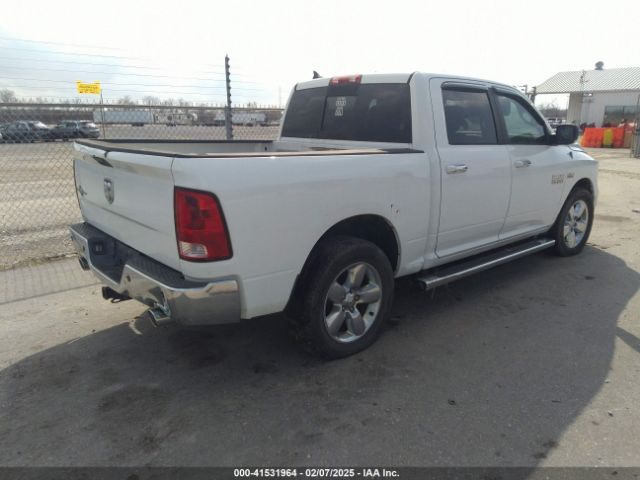 2013 RAM 1500 1C6RR6LT7DS626989 Photo 3