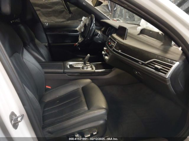 2019 BMW 740I WBA7E4C59KGV70391 Photo 4