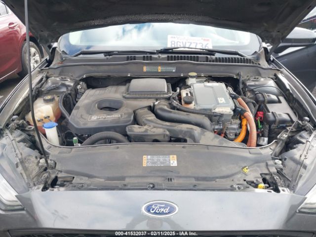 3FA6P0LU5JR110246 Ford Fusion Hybrid Se