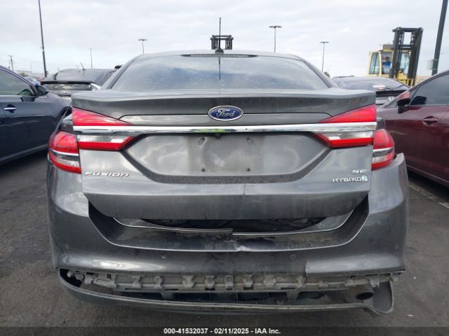 3FA6P0LU5JR110246 Ford Fusion Hybrid Se