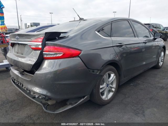3FA6P0LU5JR110246 Ford Fusion Hybrid Se