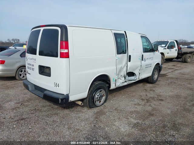 1GCWGAFP5K1204368 Chevrolet Express 2500 Work Van