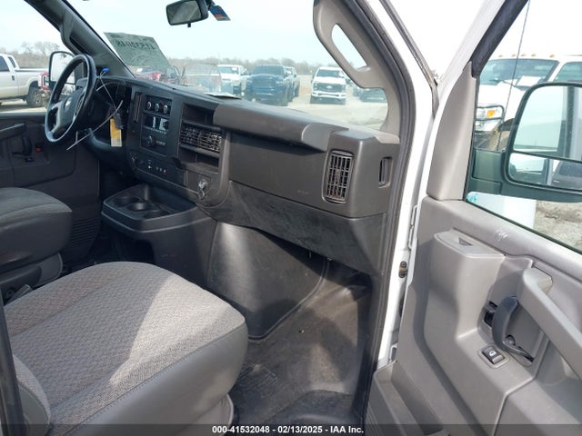 1GCWGAFP5K1204368 Chevrolet Express 2500 Work Van