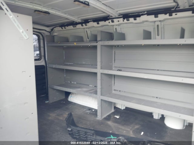 1GCWGAFP5K1204368 Chevrolet Express 2500 Work Van
