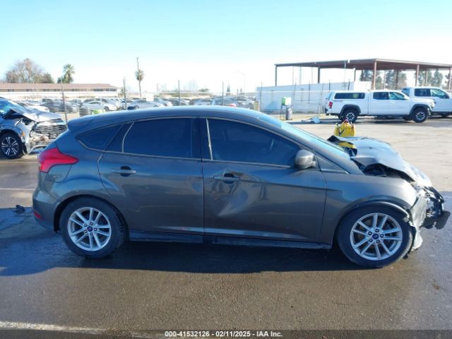 1FADP3K27JL251374 Ford FOCUS SE