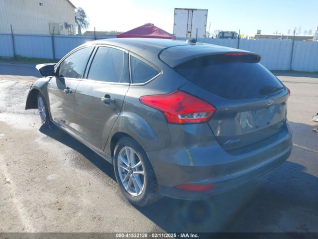 1FADP3K27JL251374 Ford FOCUS SE