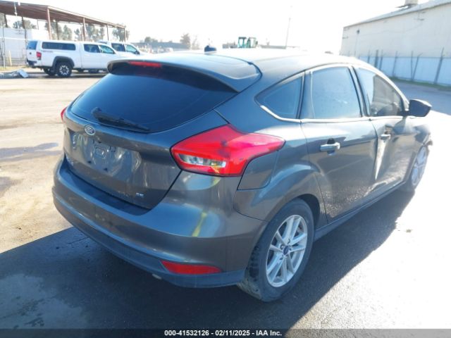 1FADP3K27JL251374 Ford FOCUS SE