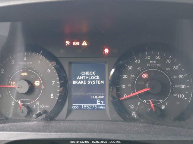 5TDKK3DC3FS588720 Toyota Sienna Le 8 Passenger
