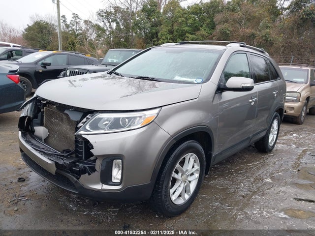 5XYKT3A63EG470691 KIA SORENTO LX