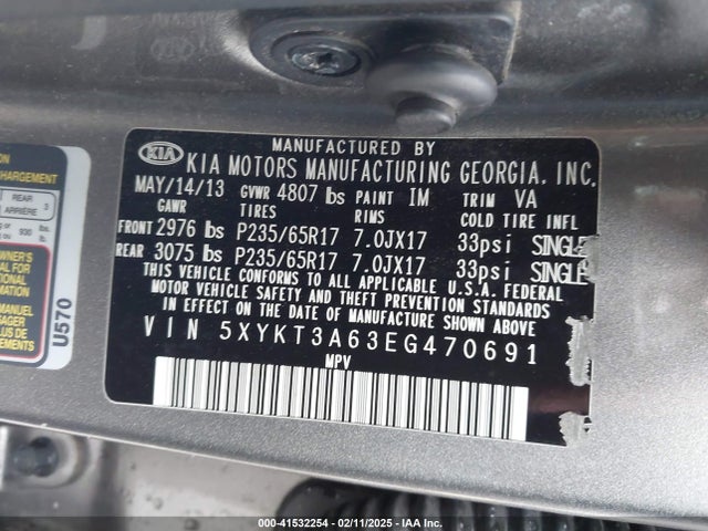 5XYKT3A63EG470691 KIA SORENTO LX