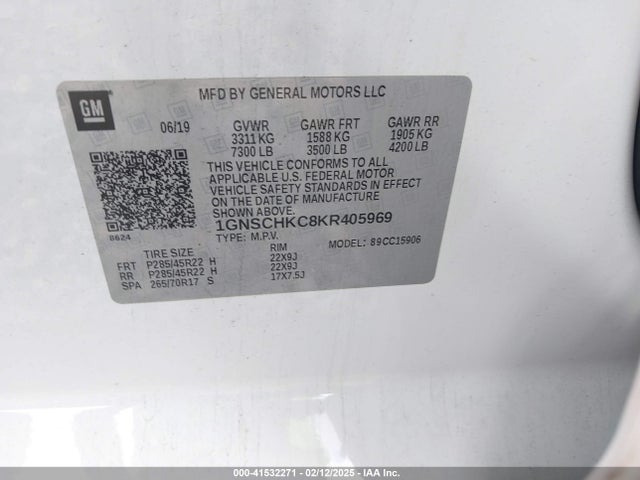 1GNSCHKC8KR405969 Chevrolet Suburban Lt