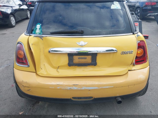 2009 MINI COOPER WMWMF33549TW70054 Photo 5
