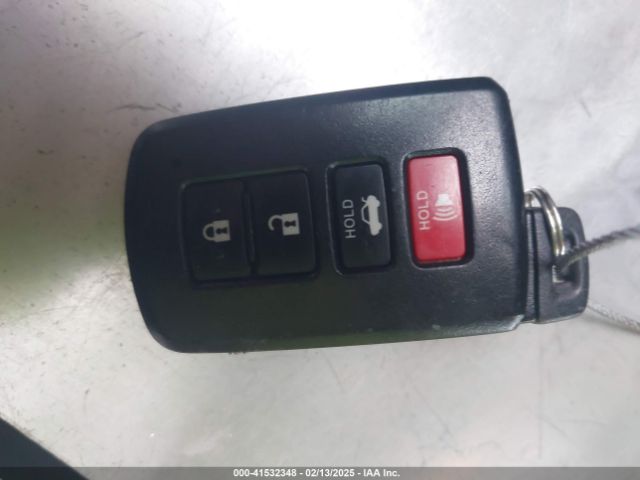 2T1BURHE4GC570696 Toyota Corolla S W/special Edition Pkg