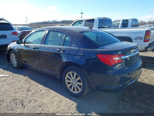 2011 CHRYSLER 200 1C3BC1FB8BN531472 Photo 2