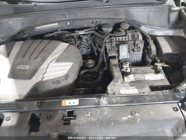 KM8SRDHFXGU145365 Hyundai Santa Fe Se