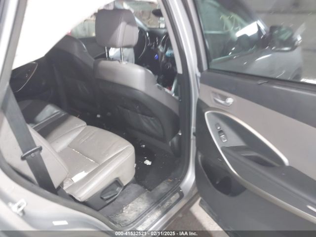 KM8SRDHFXGU145365 Hyundai Santa Fe Se