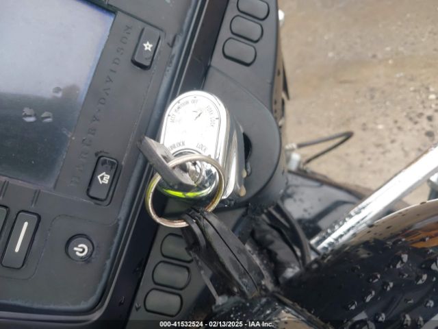 2020 HARLEY-DAVIDSON FLHX 1HD1KBC12LB616028 Photo 10