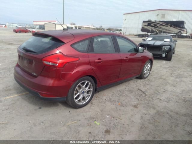 1FADP3K22FL224476 Ford FOCUS SE
