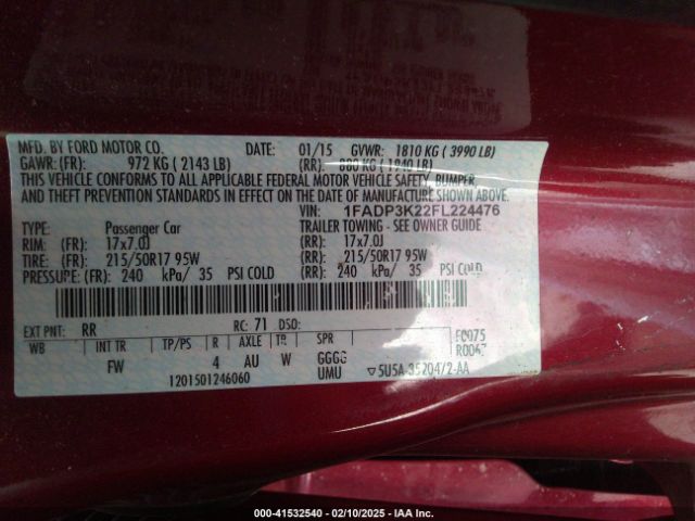 1FADP3K22FL224476 Ford FOCUS SE