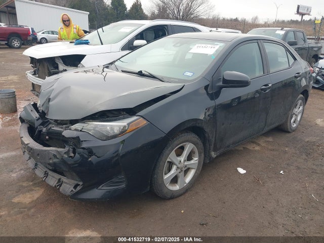 Toyota COROLLA LE 2019 5YFBURHE4KP940635 Image 2