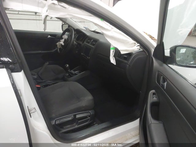 3VW167AJ4GM403616 Volkswagen Jetta 1.4t S