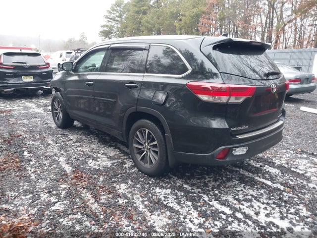 Toyota Highlander Xle 2017 5TDJZRFH3HS396252 Image 3