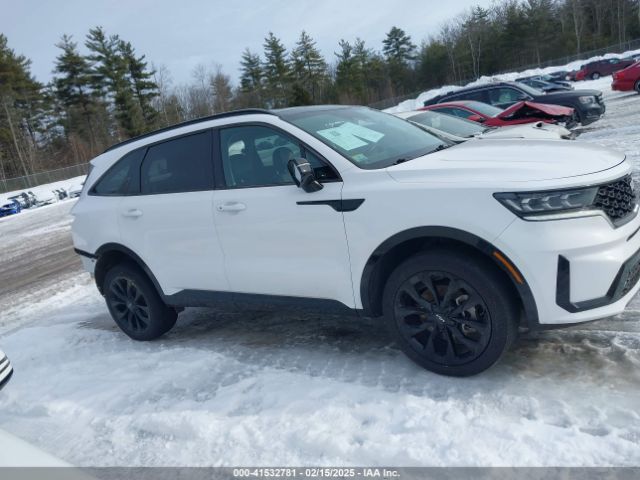 5XYRKDLF5NG110939 KIA SORENTO SX