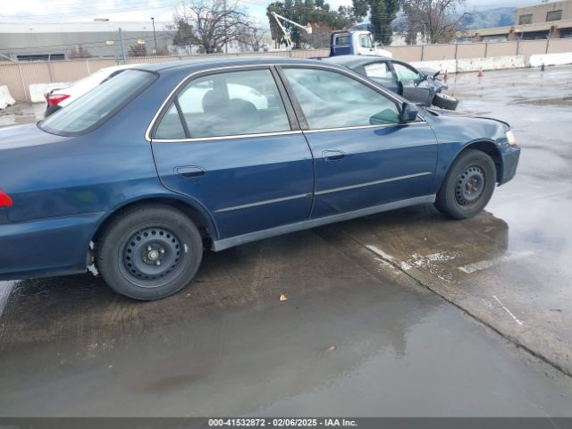 2000 HONDA ACCORD SDN 3HGCG6650YG700852 Photo 3