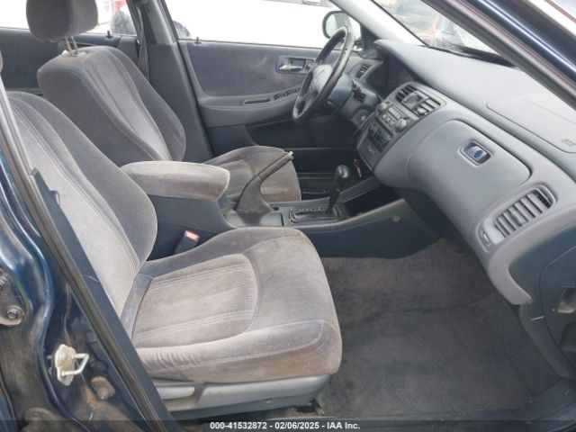 2000 HONDA ACCORD SDN 3HGCG6650YG700852 Photo 4