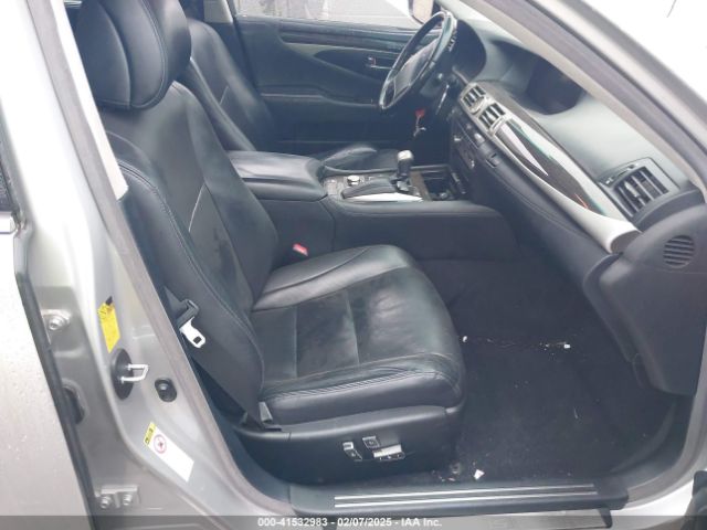 2013 LEXUS LS 460 JTHCL1EF0D5015547 Photo 4