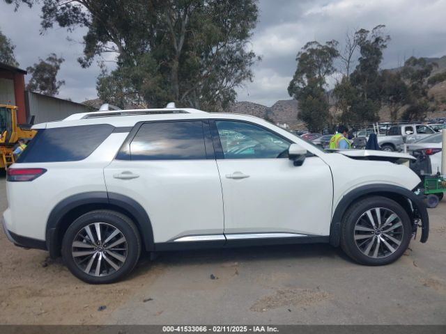 5N1DR3DJ2RC301484 Nissan Pathfinder Platinum 4wd