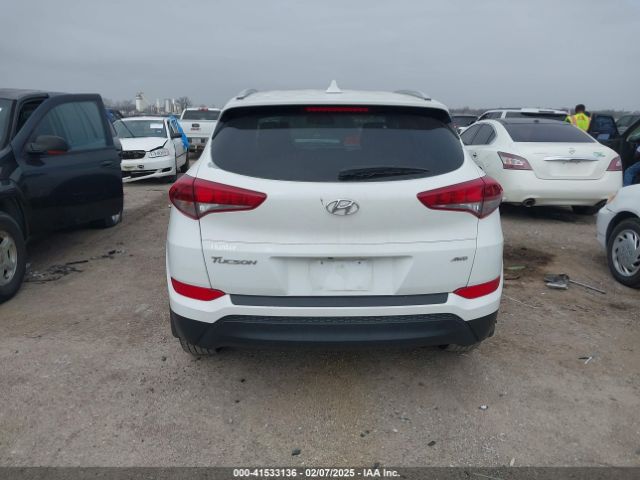 KM8J3CA47HU464613 Hyundai Tucson Se Plus