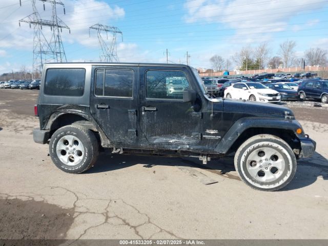 1C4BJWEG8EL187492 Jeep Wrangler Unlimited Sahara