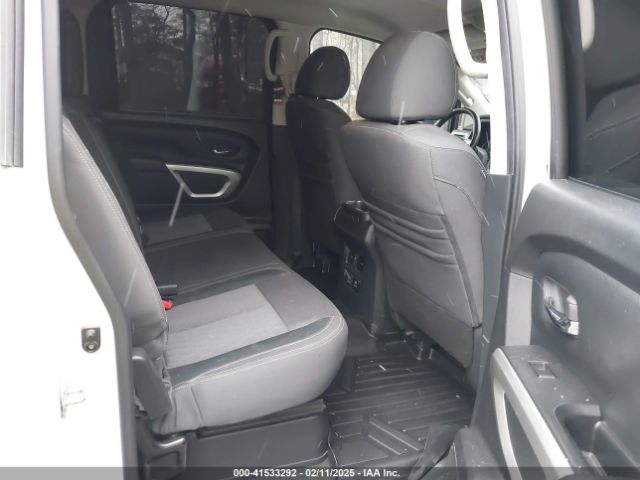 1N6AA1ED3MN507886 Nissan Titan Sv 4x4