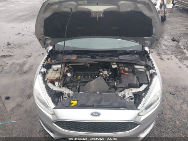 1FADP3F24HL210401 Ford FOCUS SE
