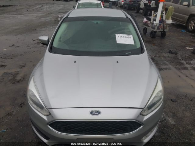 1FADP3F24HL210401 Ford FOCUS SE