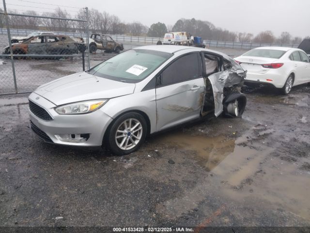 1FADP3F24HL210401 Ford FOCUS SE