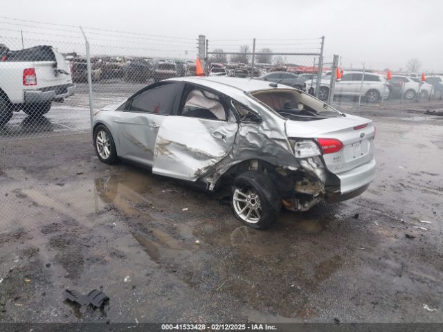 1FADP3F24HL210401 Ford FOCUS SE