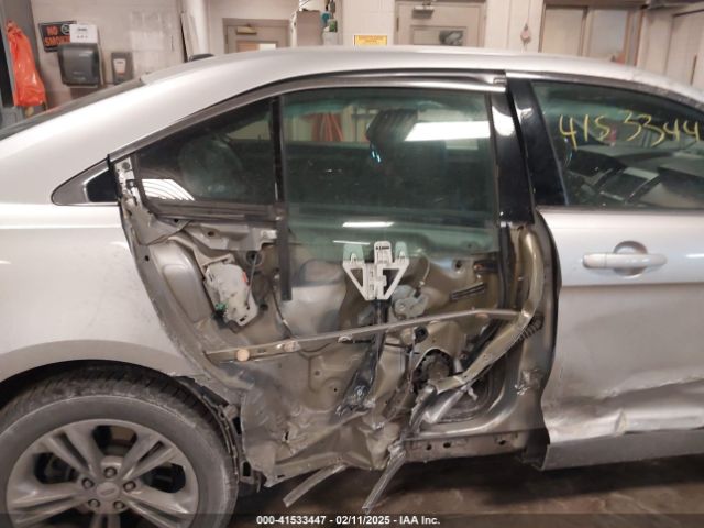 1FAHP2H8XEG112667 Ford TAURUS SEL