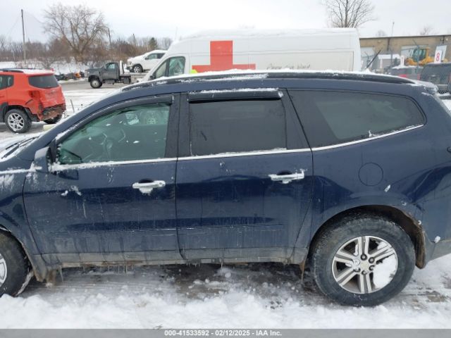1GNKVHKD2FJ117629 Chevrolet Traverse 2lt