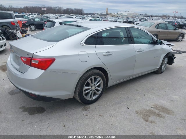 1G1ZD5STXJF122694 Chevrolet MALIBU LT