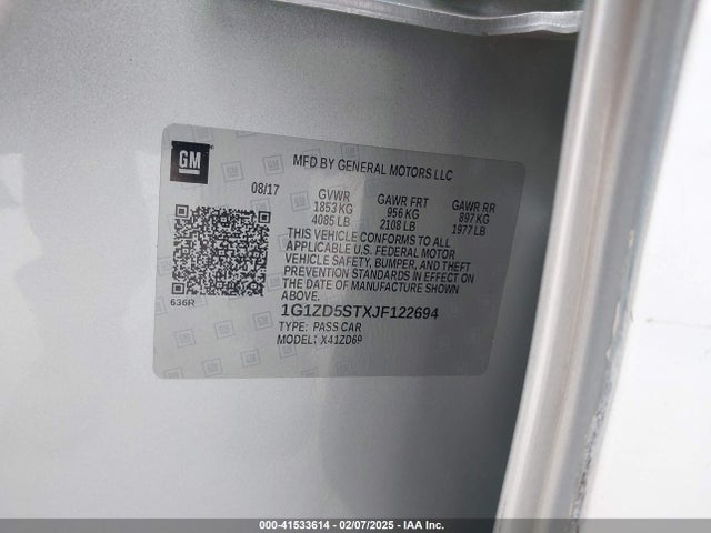 1G1ZD5STXJF122694 Chevrolet MALIBU LT