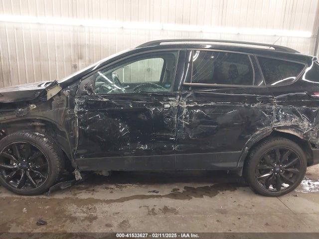 Ford ESCAPE SE 2017 1FMCU9G96HUC79819 Image 15