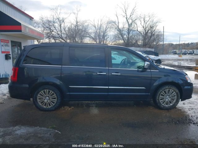 2C4RC1CG4ER330072 Chrysler Town & Country Touring-l